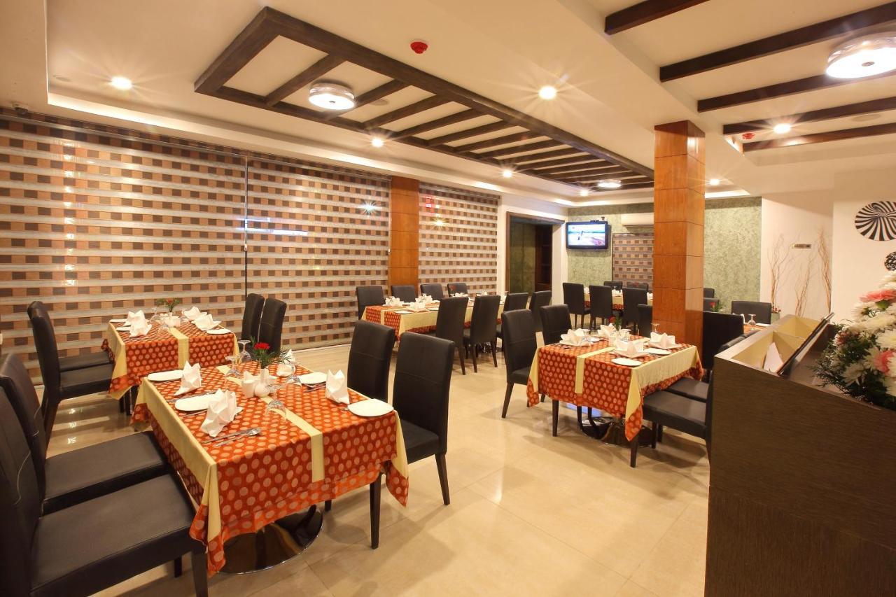 Park Residency Airport Road Hotel Calecute Exterior foto